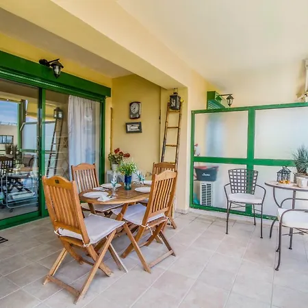 Apartment Sea La Vie Casa With Shared Pool Xylokastro